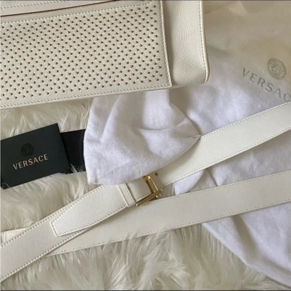 New Medusa ⚜️Versace  Palazzo Large white Studded Leather Shoulder Bag Handbag - Picture 5 of 8